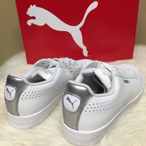 puma women's smash wns perf metallic sneaker